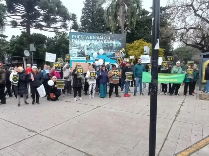 La Plata: Alak agranda el parque a la fuerza y los vecinos le vuelven a marcar la cancha