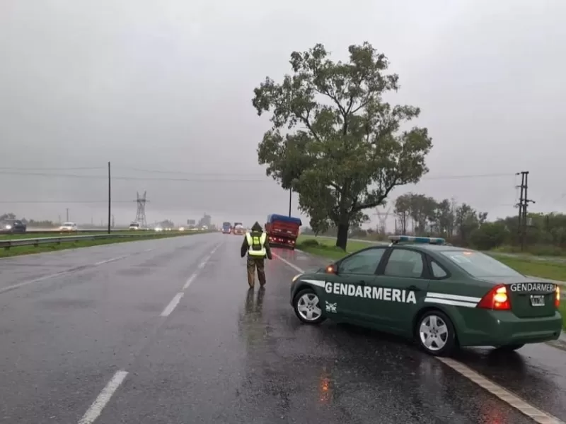 Cerraron el Puente Zárate - Brazo Largo por las inundaciones
