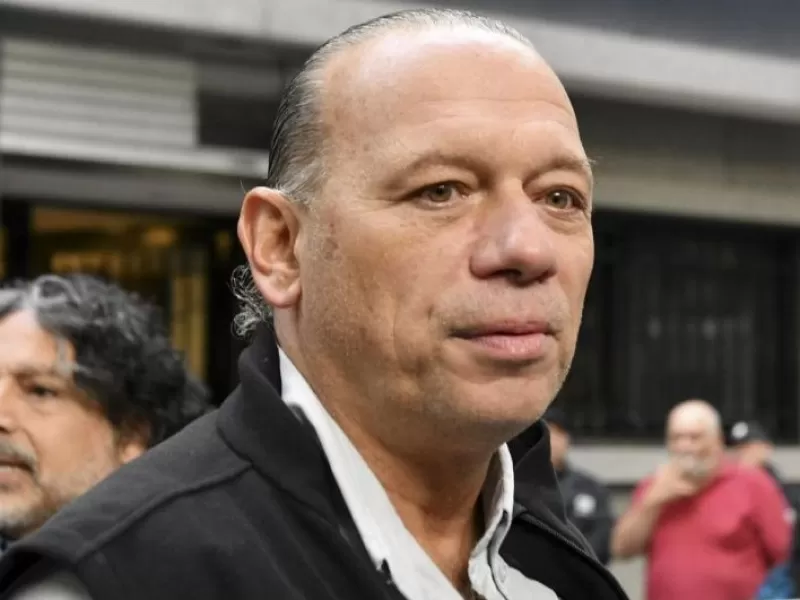 Berni negocia con la oposici&oacute;n y las reelecciones de intendentes traban el acuerdo electoral bonaerense
