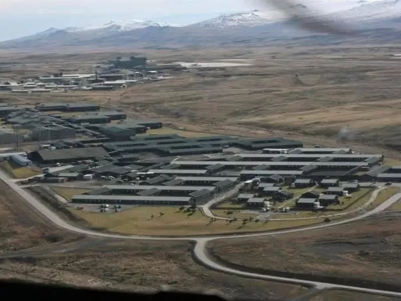 Un periodista argentino desafi&oacute; las restricciones y mostr&oacute; en video una base militar brit&aacute;nica en las Islas Malvinas
