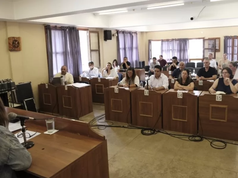 Encierro y denuncias en Villa Gesell exponen un Concejo al borde del colapso pol&iacute;tico