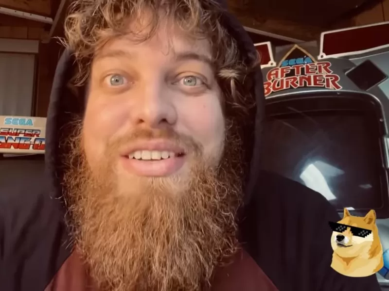 El joven que arriesgó todo por una criptomoneda broma y triunfó en 70 días