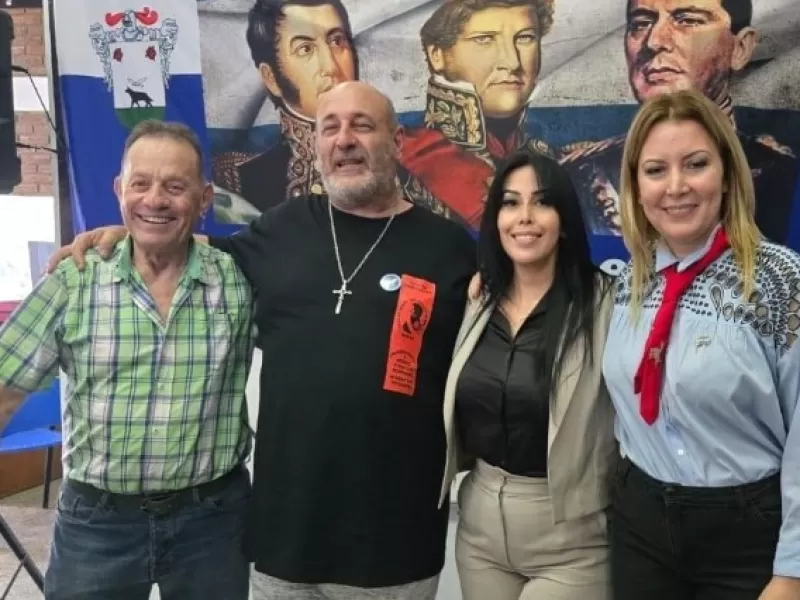 Santiago Cúneo prepara un multitudinario cierre de campaña en La Plata