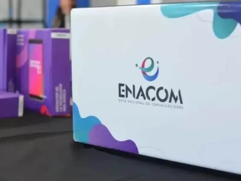 Los Menem avanzan sobre el ENACOM y Santiago Caputo pierde otro espacio de poder en el Gobierno