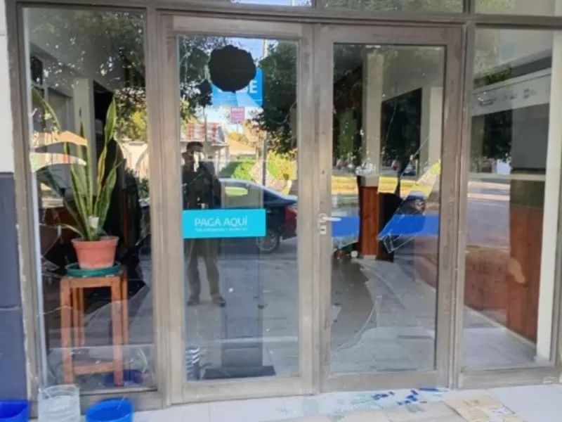 Capital sin control: La Plata de Alak, edificios p&uacute;blicos a merced del delito