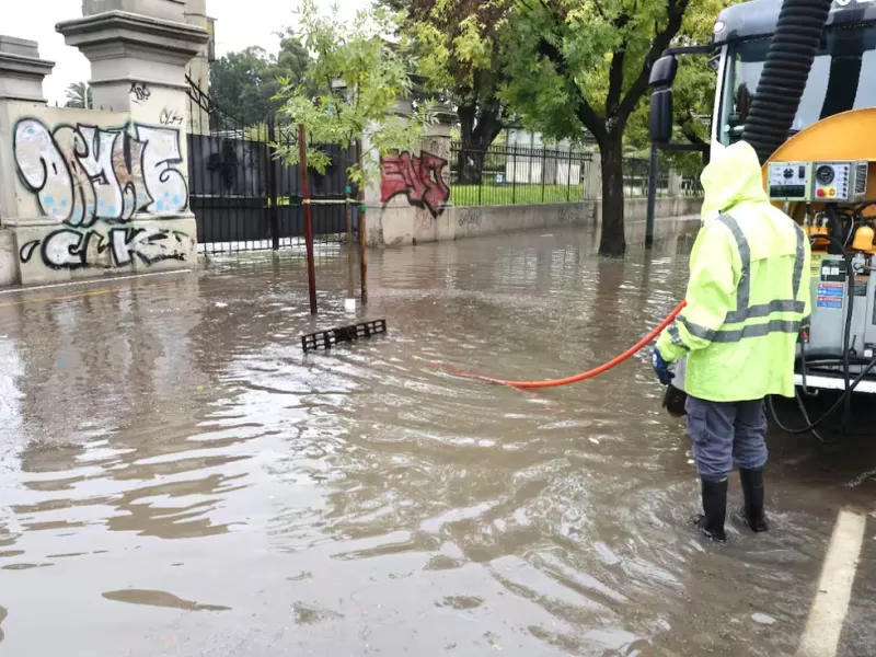 De las obras millonarias al agua hasta la vereda: la gesti&oacute;n de Jorge Macri queda atrapada en un Palermo inundado