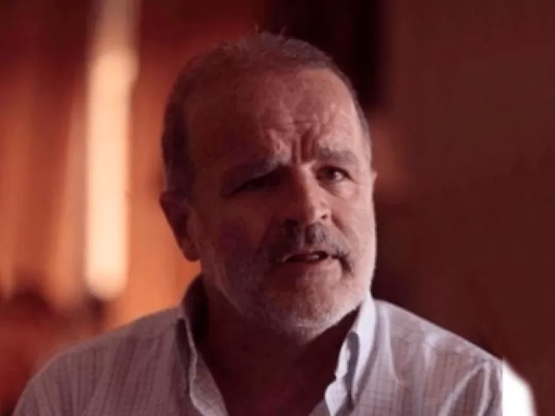 Pedido de Julio Razona para declarar inconstitucional la vacunaci&oacute;n obligatoria ante la Corte bonaerense