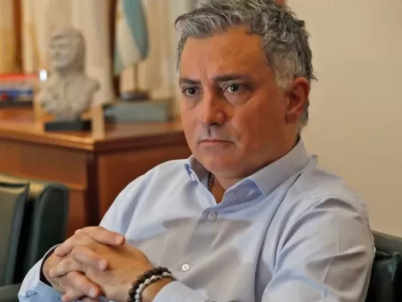 Sebasti&aacute;n Pareja descart&oacute; competir por la Gobernaci&oacute;n bonaerense y Santilli aparece como principal alternativa de LLA