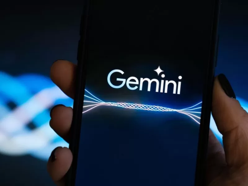 Google permite activar Gemini en Chrome para resumir p&aacute;ginas, completar formularios y asistir la navegaci&oacute;n