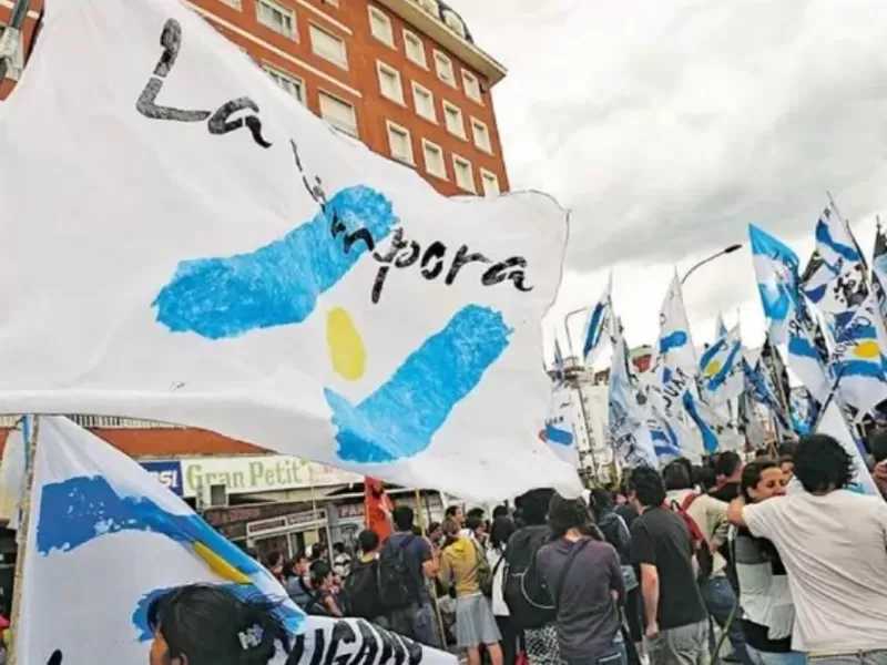 El antiperonismo super&oacute; las 92 millones de visualizaciones en videos virales difundidos en redes durante 2026