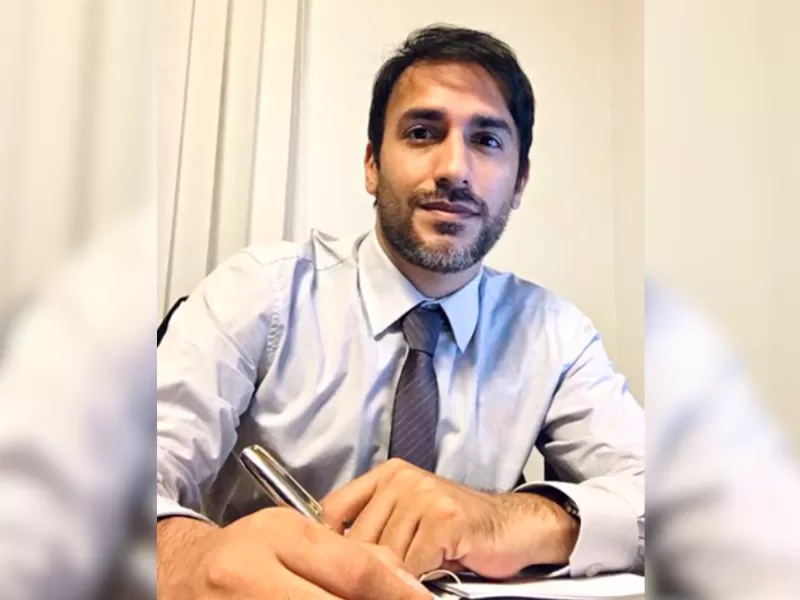 Sarubbi Benítez, el influencer libertario, podría perder la matrícula por violencia verbal y escraches