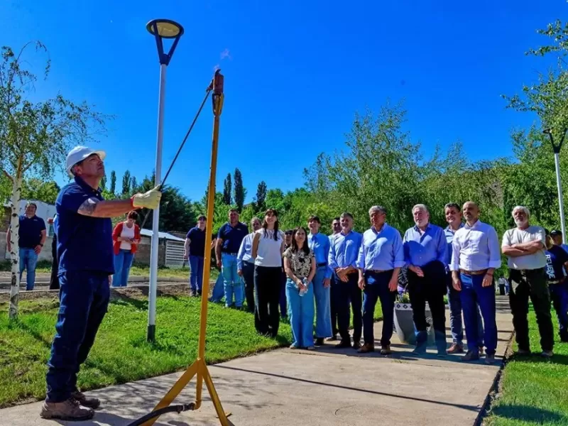 Los Miches celebró su aniversario número con la inauguración de la red de gas natural y nuevas obras clave
