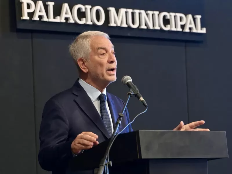La Plata: vecinos llevan casi dos d&iacute;as sin luz y la emergencia vuelve a dejar bajo presi&oacute;n a la gesti&oacute;n de Julio Alak