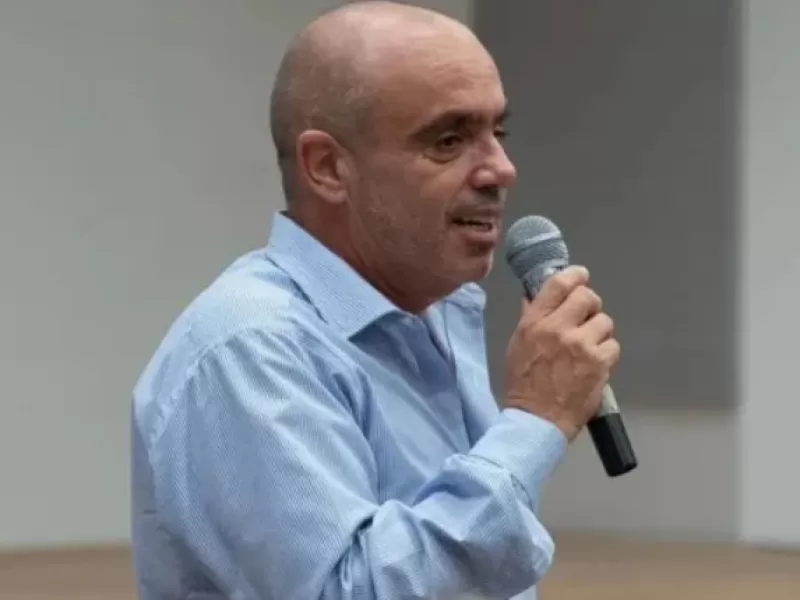 Entre R&iacute;os bajo sospecha por jubilaciones VIP, veh&iacute;culos desaparecidos y aumentos millonarios en la Caja