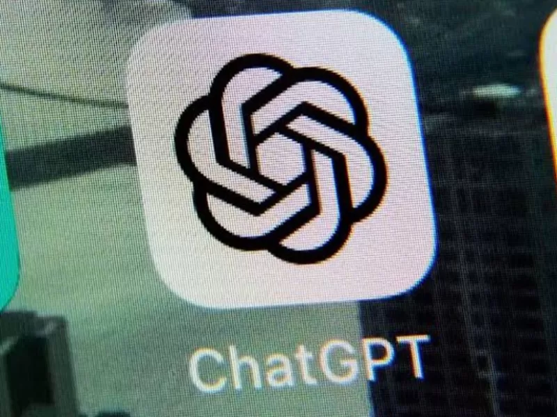OpenAI lanz&oacute; un ChatGPT para adolescentes con controles parentales y l&iacute;mites para evitar dependencia emocional