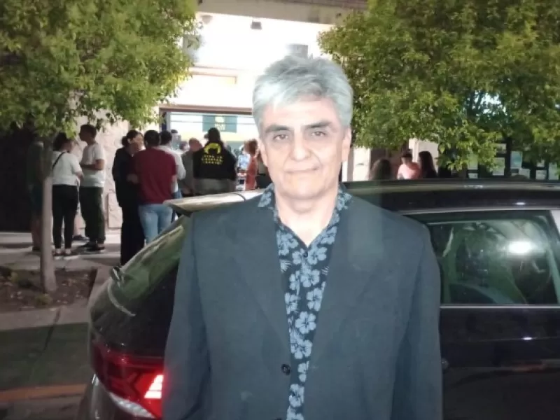 Un allanamiento por estupefacientes sacude a Bragado y alcanza al concejal libertario Germ&aacute;n D&iacute;az