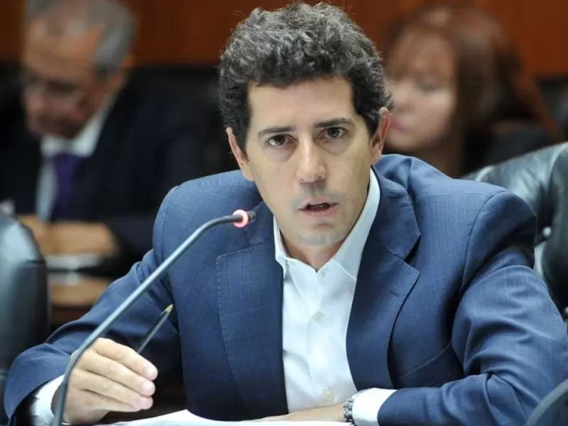 A Eduardo "Wado" de Pedro le estall&oacute; el pasado por Mekorot cuando sali&oacute; a denunciar la entrega de tierras