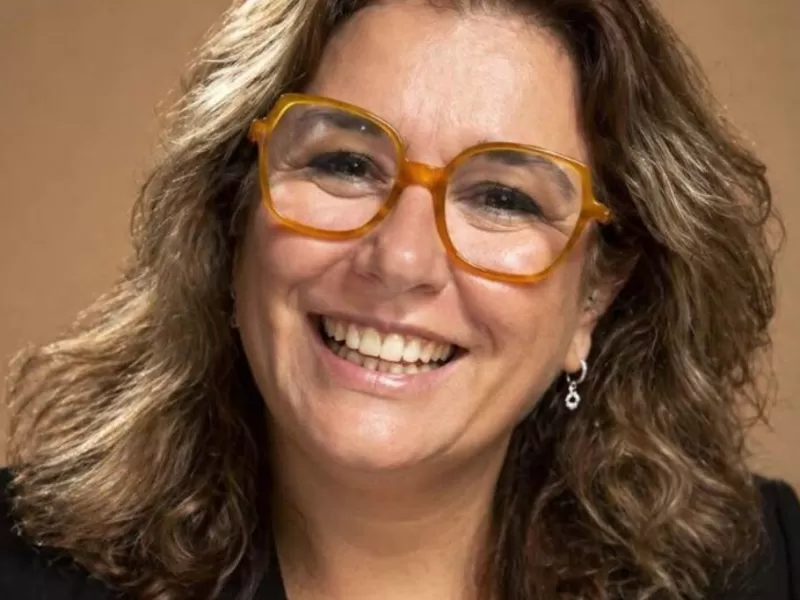 Mar Chiquita pierde a Ver&oacute;nica Serantes en Educaci&oacute;n y la funcionaria promete revelar por qu&eacute; la apartaron