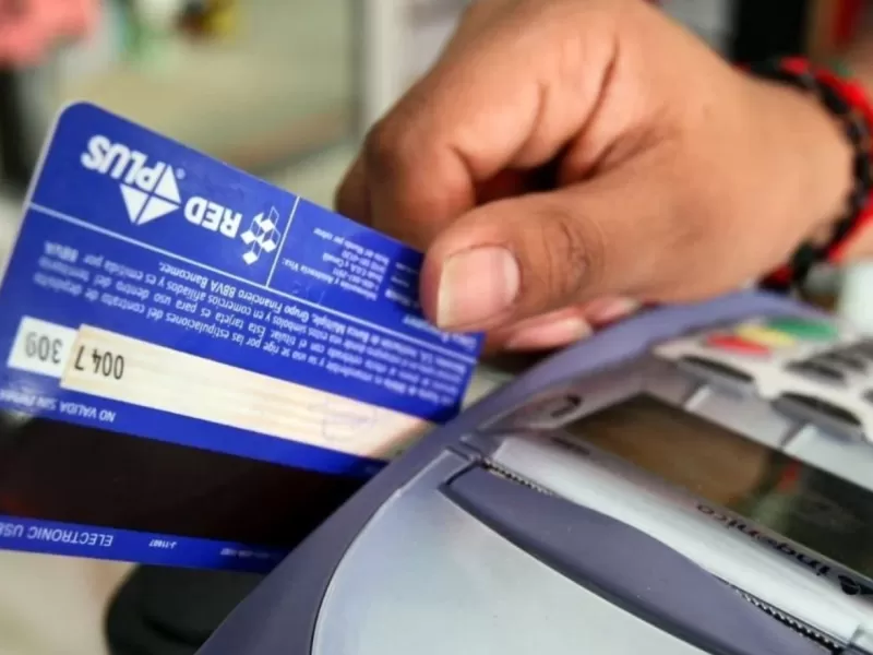 La morosidad de las familias se triplic&oacute; y alcanz&oacute; el 9,3 por ciento en 2025 por el aumento del endeudamiento en cr&eacute;ditos y tarjetas