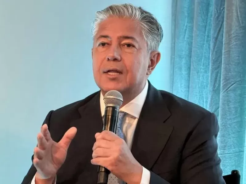 Figueroa expuso en Nueva York y defendi&oacute; una &ldquo;Argentina productiva&rdquo; ante inversores