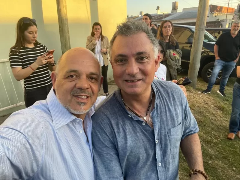 Se&ntilde;alan a Carlos Curestis como el &ldquo;cajero&rdquo; de Sebasti&aacute;n Pareja y eje de la venta de candidaturas en territorio bonaerense