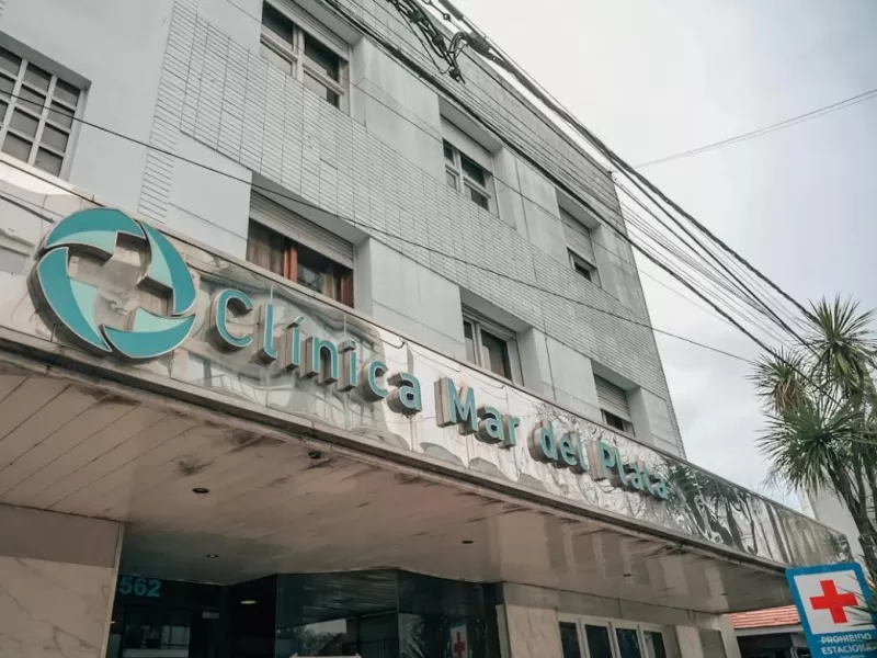 Cerr&oacute; la Cl&iacute;nica Mar del Plata y el derrumbe del ex Hospital Espa&ntilde;ol deja demasiadas preguntas sin respuesta