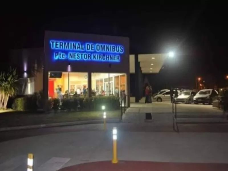 Avanza en Roque P&eacute;rez el intento de borrar a N&eacute;stor Kirchner del nombre de la terminal