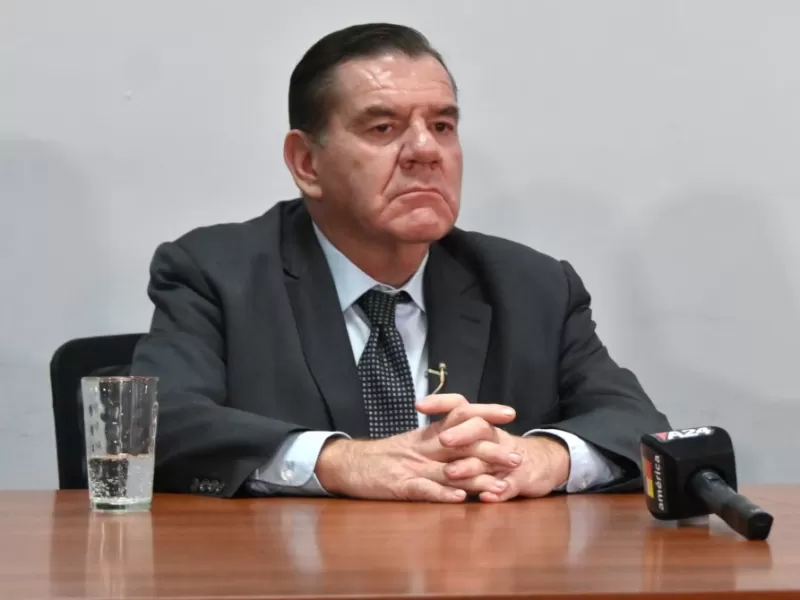 Guillermo Montenegro, denunciado por la concesi&oacute;n del Minella vinculada a un esc&aacute;ndalo financiero en Brasil