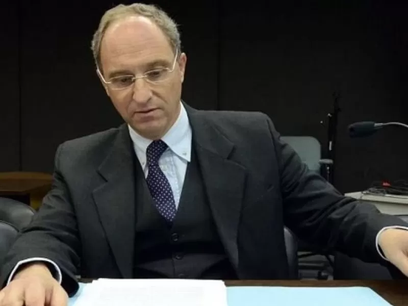Crece la presi&oacute;n en Mar del Plata para que Daniel Adler tome control de la causa por contaminaci&oacute;n portuaria