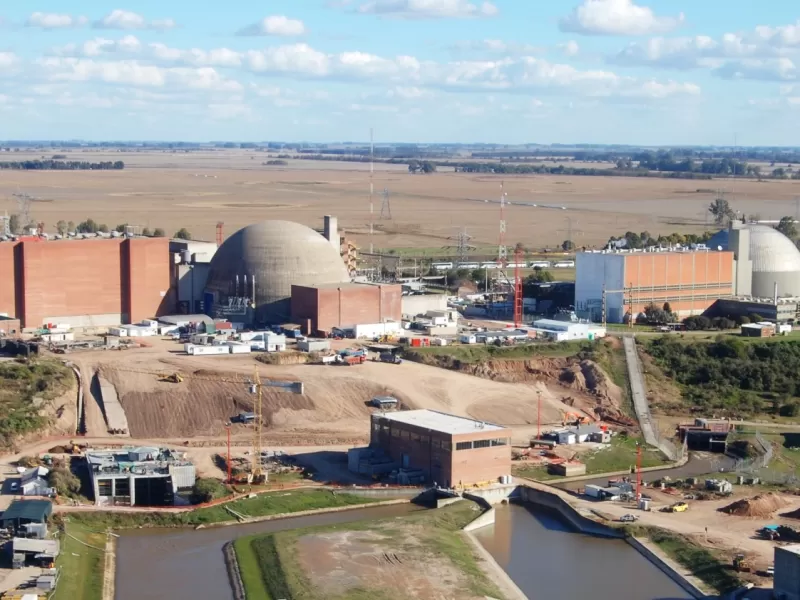 El Gobierno avanza con la privatizaci&oacute;n parcial de Nucleoel&eacute;ctrica y pondr&aacute; en venta el 44 por ciento de las acciones