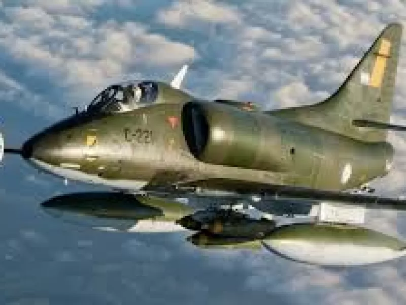 Chascom&uacute;s reunir&aacute; a pilotos hist&oacute;ricos de Malvinas para revivir las misiones m&aacute;s arriesgadas del Grupo 5