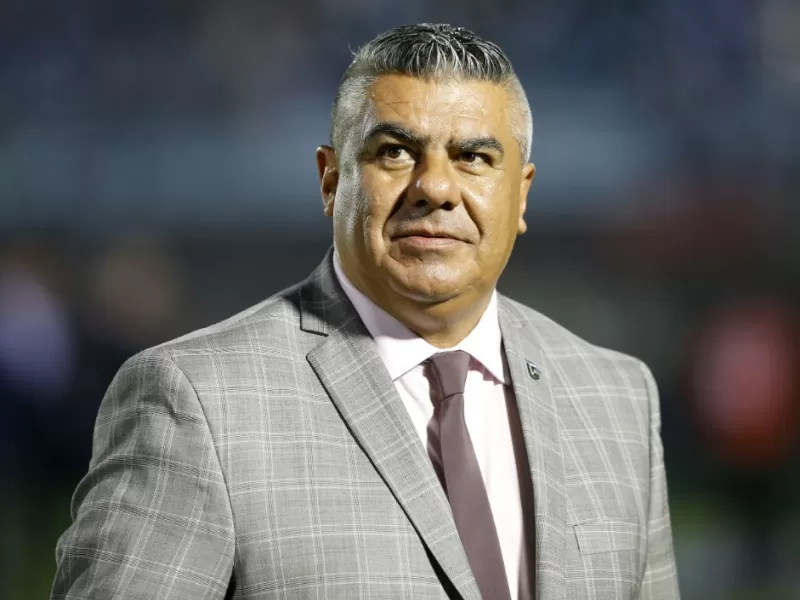 AFA qued&oacute; envuelta en una grave acusaci&oacute;n que se&ntilde;ala a Claudio Tapia y expone el silencio de Lionel Messi