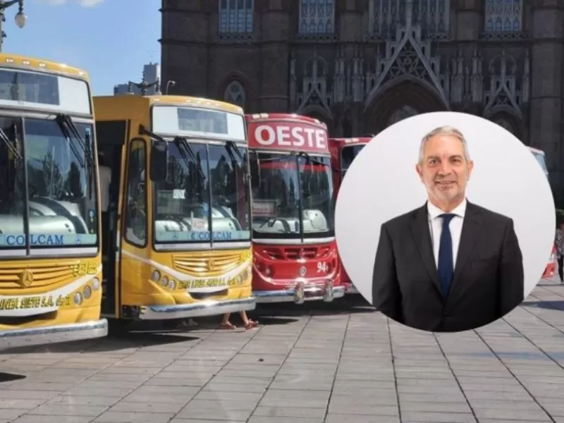 Julio Alak le aplica otro tarifazo al boleto y el pasajero hace malabares para llegar a fin de mes