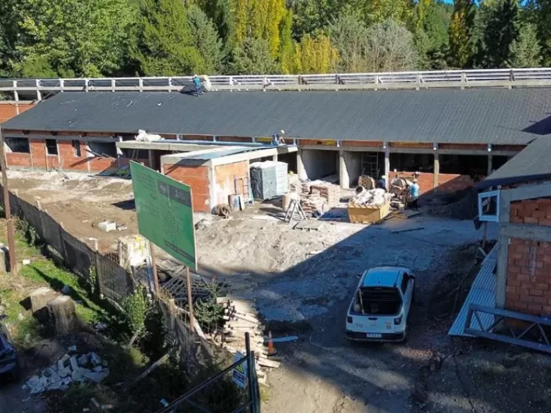 San Mart&iacute;n de los Andes avanza con un edificio escolar del 42 por ciento y una inversi&oacute;n de 3.888 millones de pesos