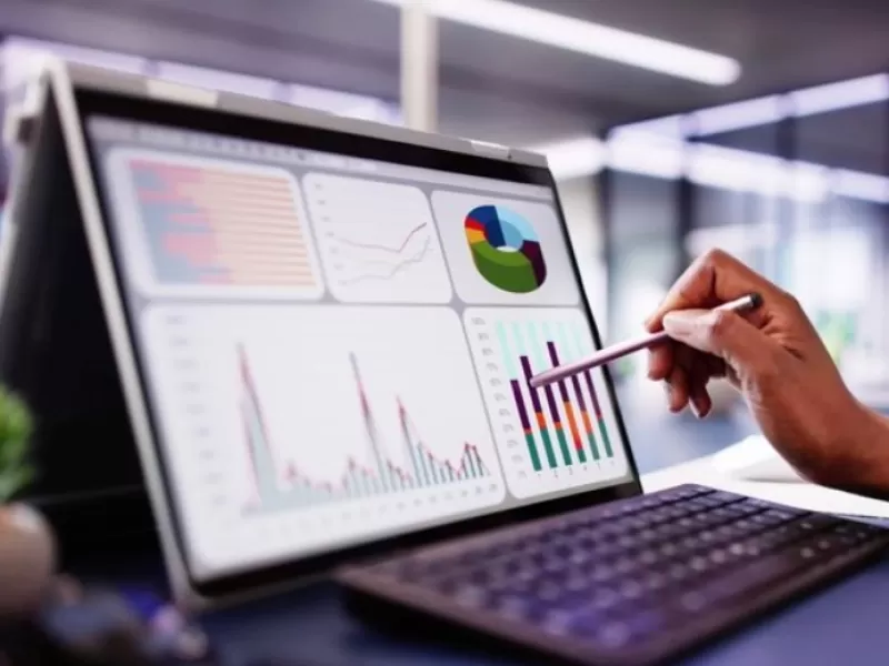 C&oacute;mo el marketing de port&aacute;tiles corporativos dej&oacute; de vender potencia y pas&oacute; a vender seguridad, gesti&oacute;n y valor estrat&eacute;gico