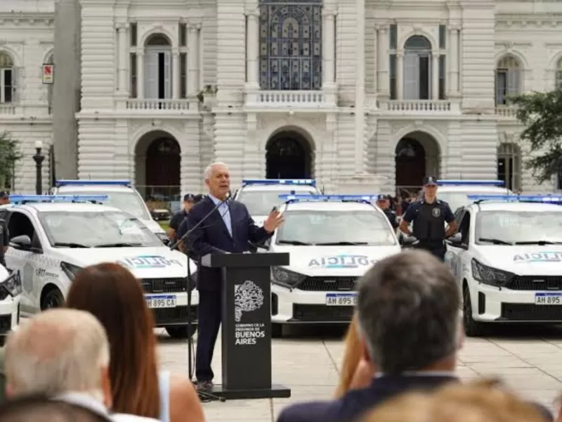 El plan de Alak para la inseguridad: apagar las luces y rezar para que los chorros no se tropiecen