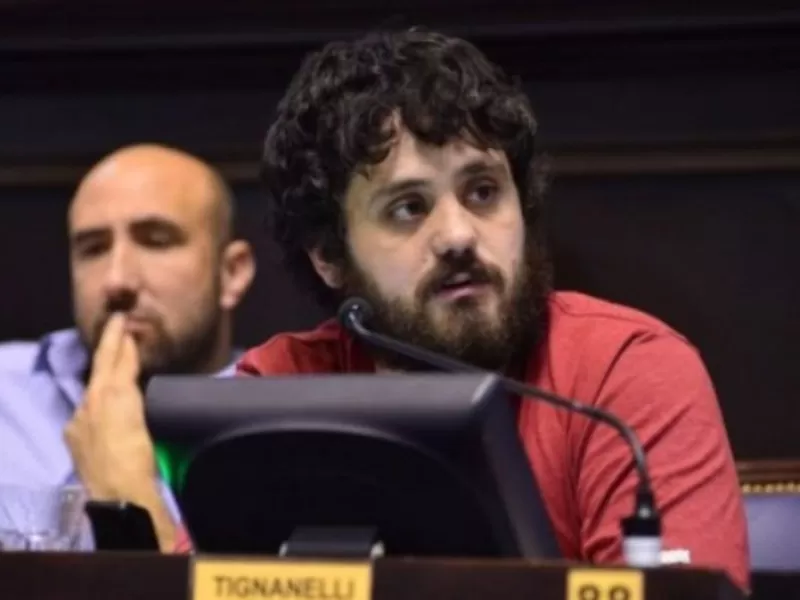 El PJ bonaerense volvi&oacute; a dividirse por los proyectos para asistir a familias sobreendeudadas