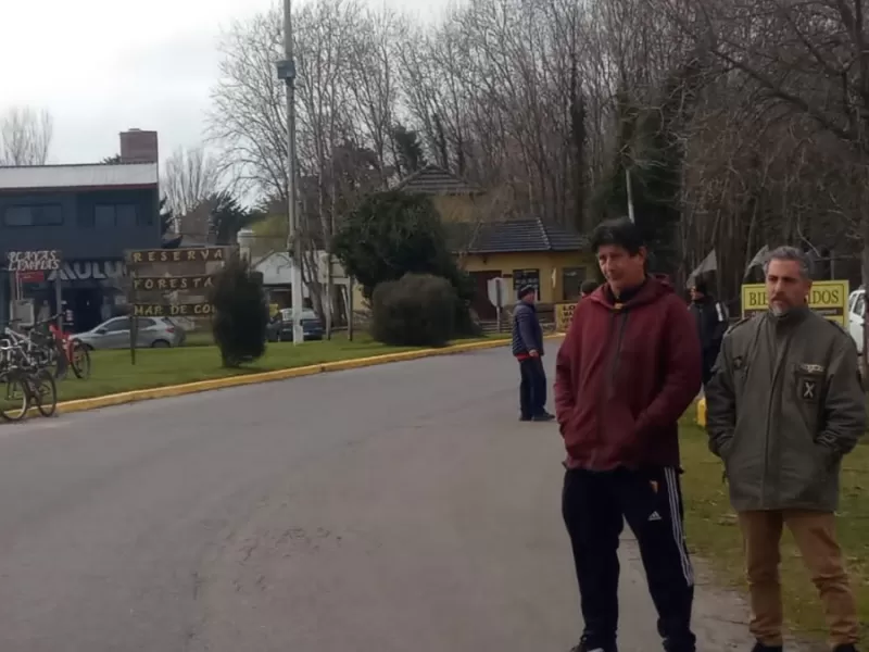 La oposici&oacute;n acompa&ntilde;&oacute; el reclamo vecinal en Mar Chiquita y llev&oacute; las demandas al Concejo Deliberante