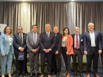 Neuqu&eacute;n avanza con el GNL como eje productivo y prepara una ley para atraer inversiones