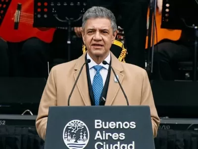 La movilidad de Jorge Macri qued&oacute; atrapada entre choques y cuestionamientos