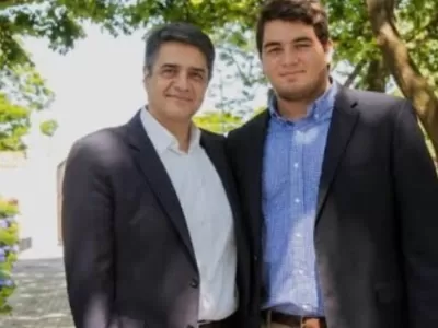 Los hijos de Jorge Macri se gastaron 2 palos verdes en 1600 hect&aacute;reas que el fuego dej&oacute; a precio de remate en R&iacute;o Negro