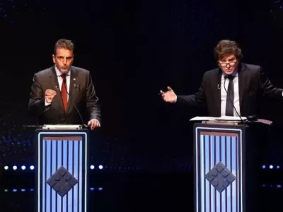 Milei busca gobernadores para sostener su reelecci&oacute;n y Massa les exige definirse rumbo a 2027