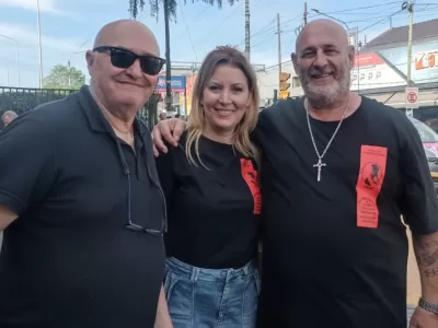 VIDEO | Santiago Cúneo desafía al peronismo tradicional con su caravana "patriótica y popular"