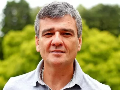 Juan Zabaleta reunió a vecinos en un acto patrio en Hurlingham