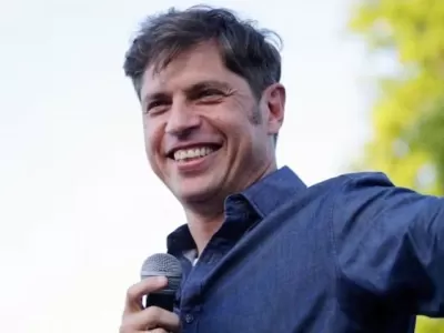 El cristinismo se burl&oacute; del acercamiento de Kicillof a C&uacute;neo y Larry de Clay: &ldquo;Vienen bien las nuevas canciones&rdquo;