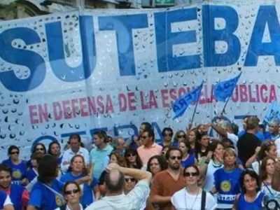 Cuestionan a SUTEBA en Moreno por instalar una mesa sindical dentro de una escuela en horario de clases
