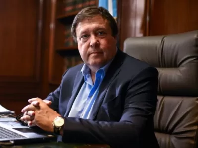 R&iacute;o Negro qued&oacute; a un paso de acceder a 85 millones tras el aval que Caputo firm&oacute; para Weretilneck
