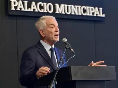 La Plata: vecinos llevan casi dos d&iacute;as sin luz y la emergencia vuelve a dejar bajo presi&oacute;n a la gesti&oacute;n de Julio Alak