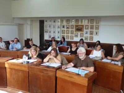 Mar Chiquita vuelve a discutir el rol de UAM por los v&iacute;nculos pol&iacute;ticos que rodean a la llegada de un nuevo concejal