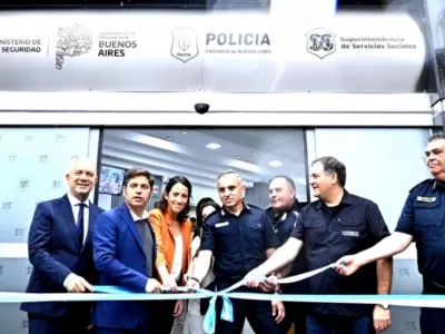 Llueven balas: Alak deja a los platenses a merced de los patrulleros que huyen